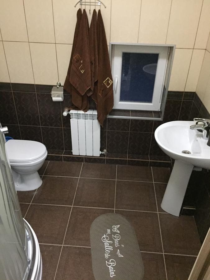 Отель U Maksa Солочин Экстерьер фото